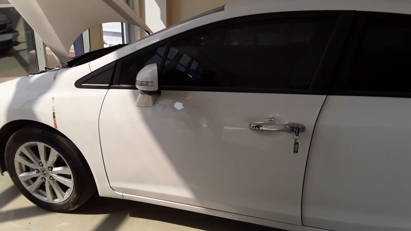 Honda Civic Sol Ön Kapı Hatası Beyaz Çıkma 2013-2015