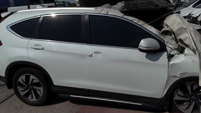 Honda CR-V Sağ Ön Kapı Beyaz Hatasız