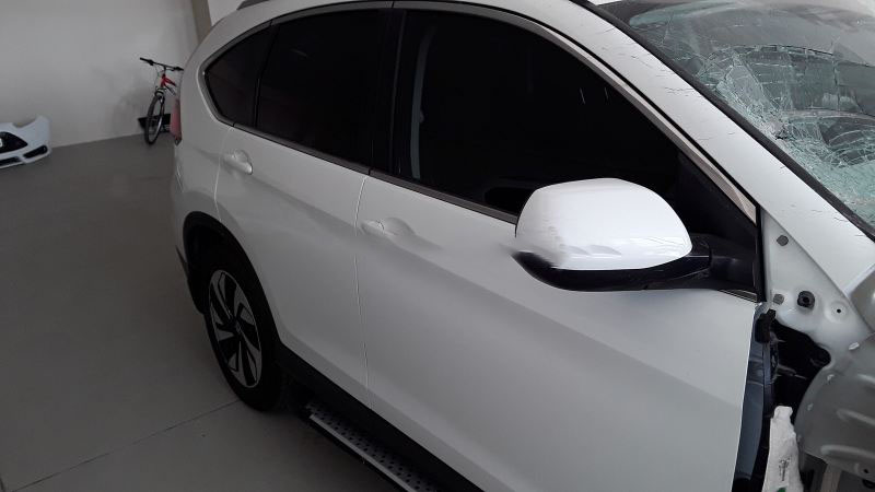 Honda CR-V Sağ Ön Kapı Çıkma Beyaz Hatasız
